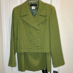 NWT Harvé Benard Green Suit jacket/skirt 12